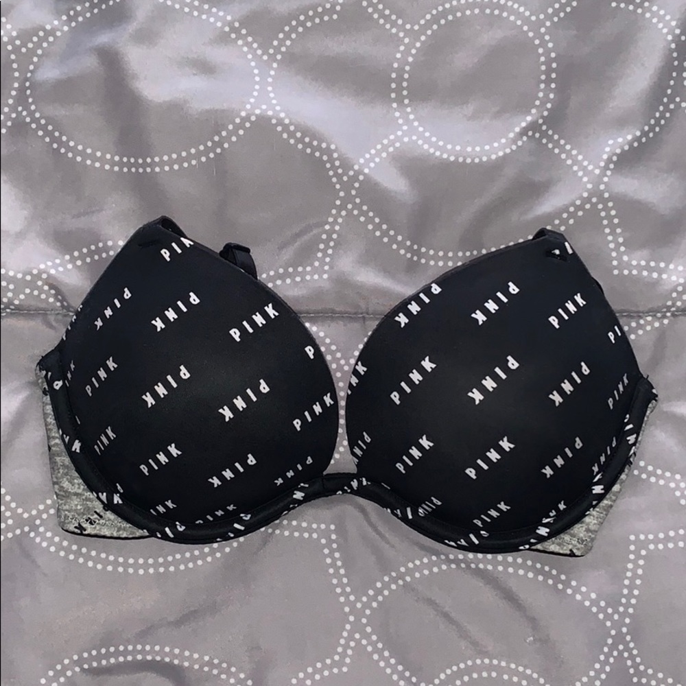 PINK Wear Everywhere Super Push-up Bra